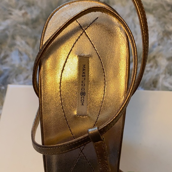 Max Studios Strappy Shoes - Picture 12 of 13